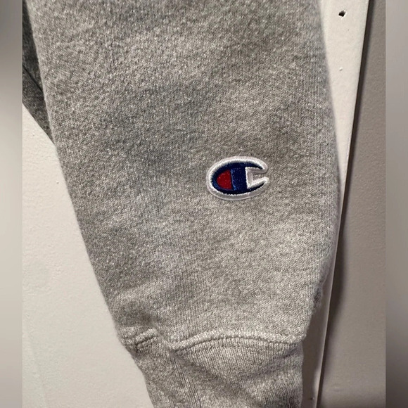 Customized - champion crew sweatshirt “ain’t goin’ down until the sun comes up” - Picture 4 of 4